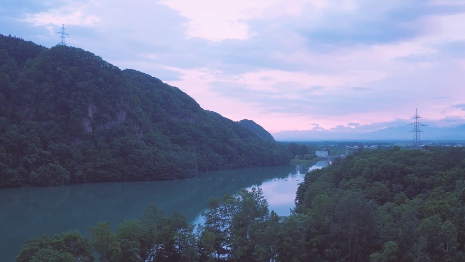 くったり湖畔の夕暮れ